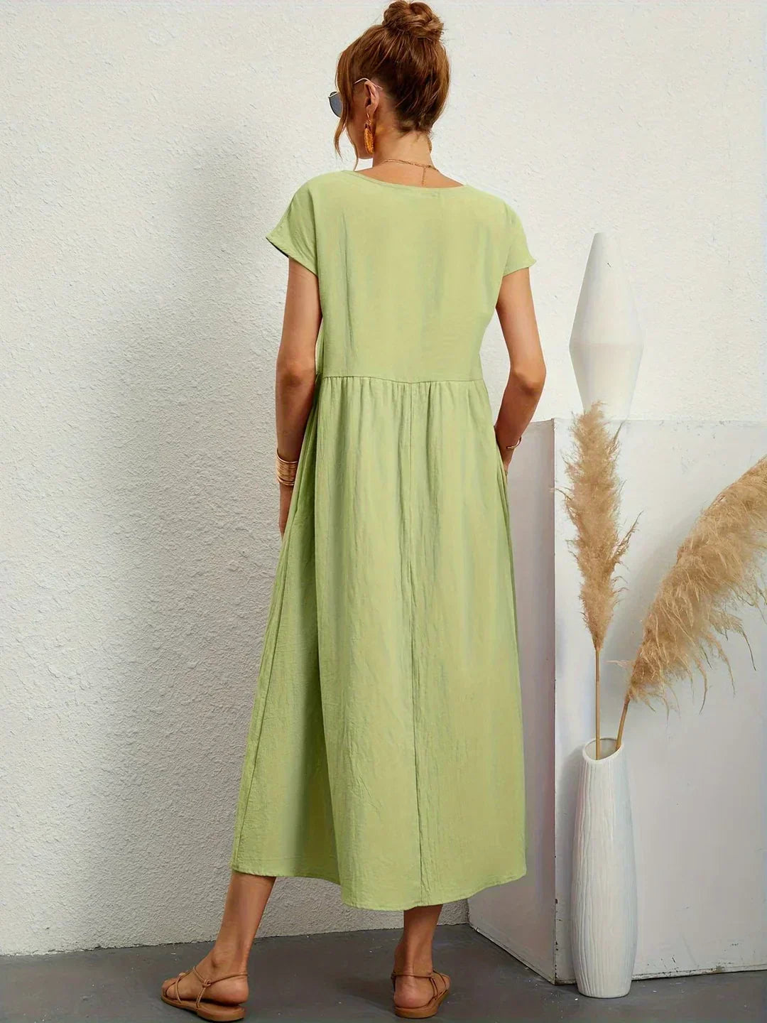 Vera | Flowing Midi Dress