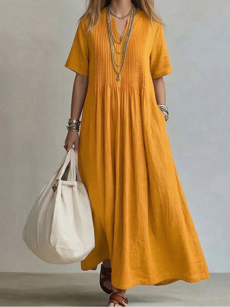 Noor | Flowing and Elegant Pleated Dress