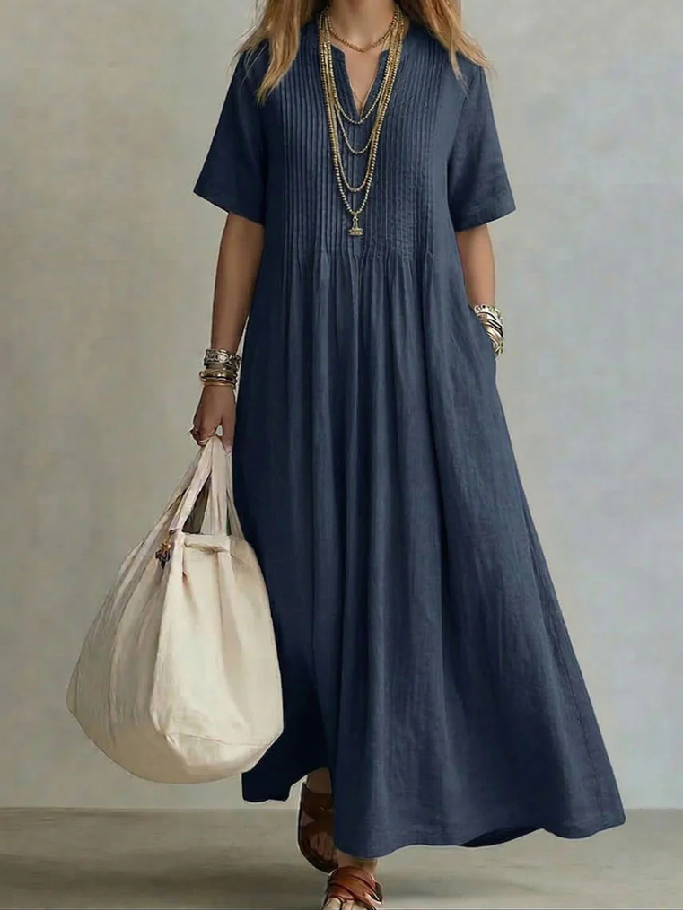 Noor | Flowing and Elegant Pleated Dress