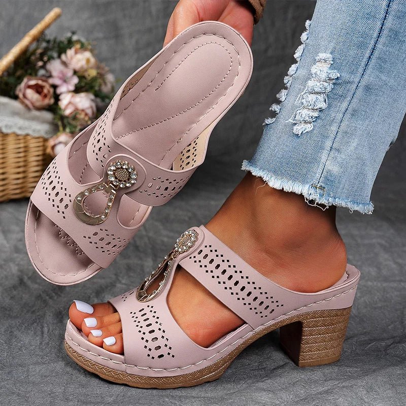 Faith | chic and comfortable orthopedic sandals