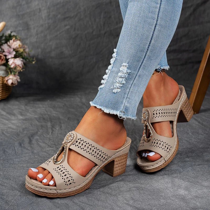 Faith | chic and comfortable orthopedic sandals